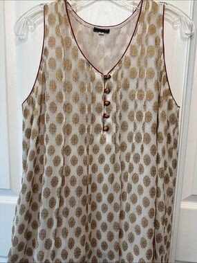 Sleeveless Cream & Gold Printed V-Neck Tank Top